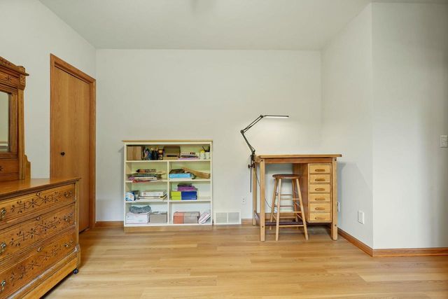 W5430 Windmill Ridge Road, New Glarus, WI 53574
