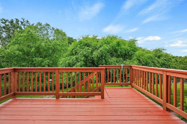 W5430 Windmill Ridge Road, New Glarus, WI 53574