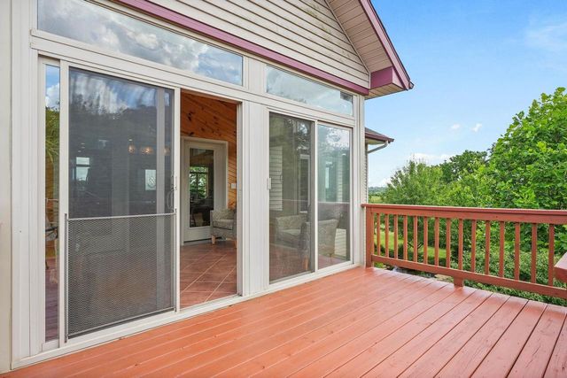 W5430 Windmill Ridge Road, New Glarus, WI 53574