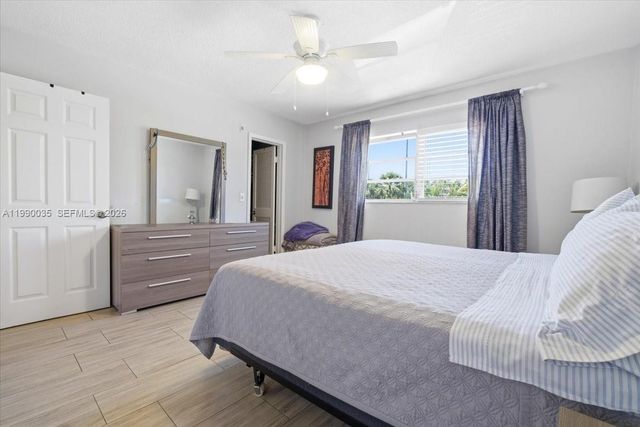 581 Blue Heron Dr 205-B, Hallandale Beach, FL 33009