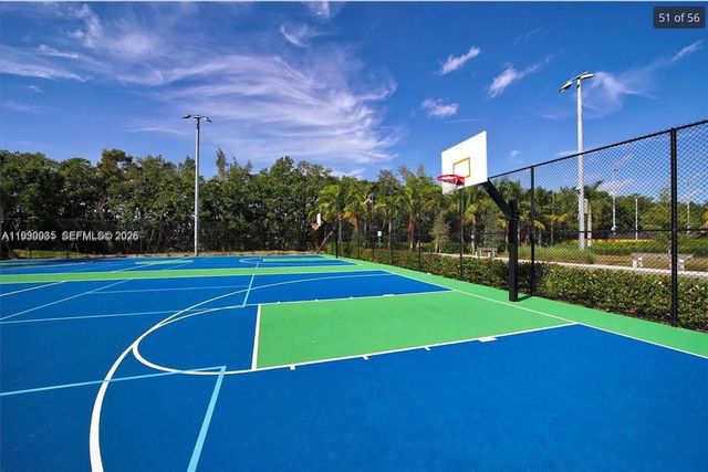 581 Blue Heron Dr 205-B, Hallandale Beach, FL 33009