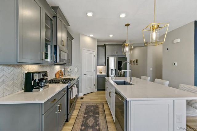 3885 Red Valley Circle, Castle Rock, CO 80104