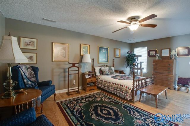 5111 Frankford Drive, Owens Cross Roads, AL 35763