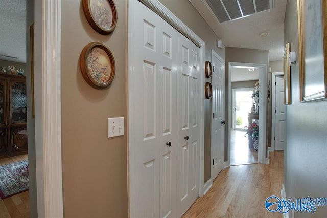 5111 Frankford Drive, Owens Cross Roads, AL 35763