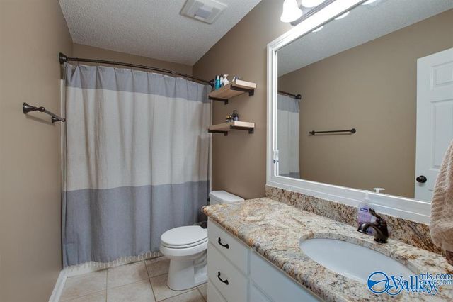 5111 Frankford Drive, Owens Cross Roads, AL 35763