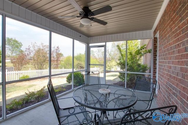 5111 Frankford Drive, Owens Cross Roads, AL 35763
