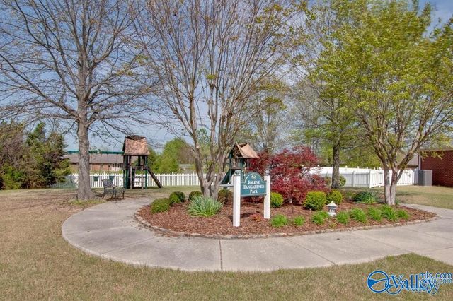 5111 Frankford Drive, Owens Cross Roads, AL 35763