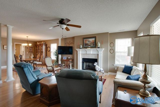 5111 Frankford Drive, Owens Cross Roads, AL 35763