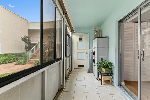 302 Capri G, Delray Beach, FL 33484