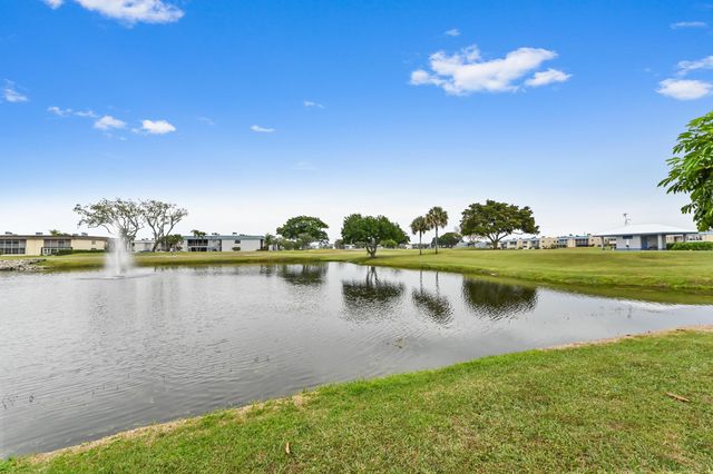 302 Capri G, Delray Beach, FL 33484