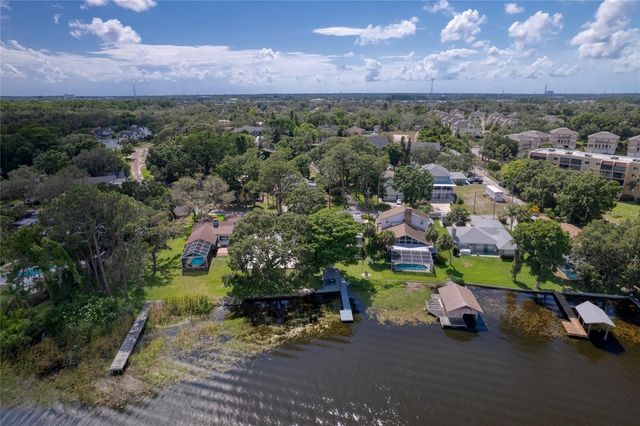 297 LAKEVIEW DRIVE, Tarpon Springs, FL 34689
