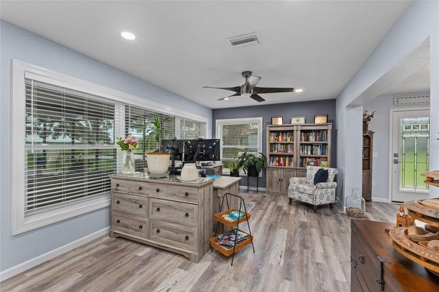 297 LAKEVIEW DRIVE, Tarpon Springs, FL 34689