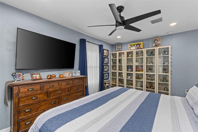 297 LAKEVIEW DRIVE, Tarpon Springs, FL 34689