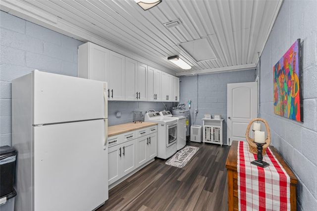 297 LAKEVIEW DRIVE, Tarpon Springs, FL 34689