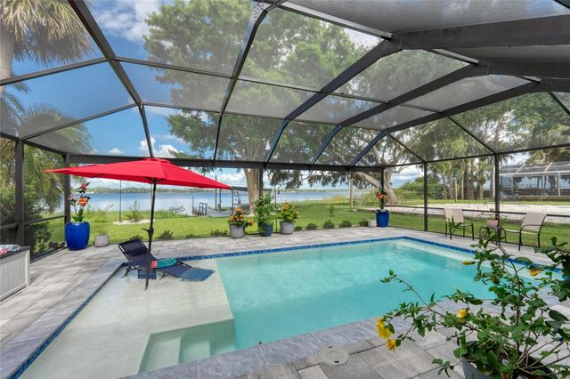 297 LAKEVIEW DRIVE, Tarpon Springs, FL 34689