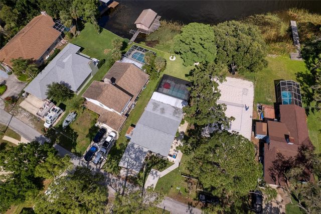 297 LAKEVIEW DRIVE, Tarpon Springs, FL 34689