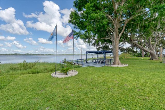 297 LAKEVIEW DRIVE, Tarpon Springs, FL 34689