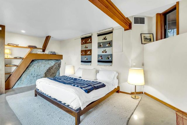 25281 Deer Path Road, Idyllwild, CA 92549