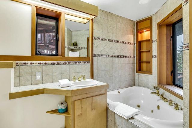 25281 Deer Path Road, Idyllwild, CA 92549