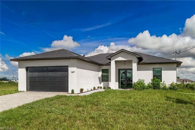 1607 NW 17th ST, Cape Coral, FL 33993