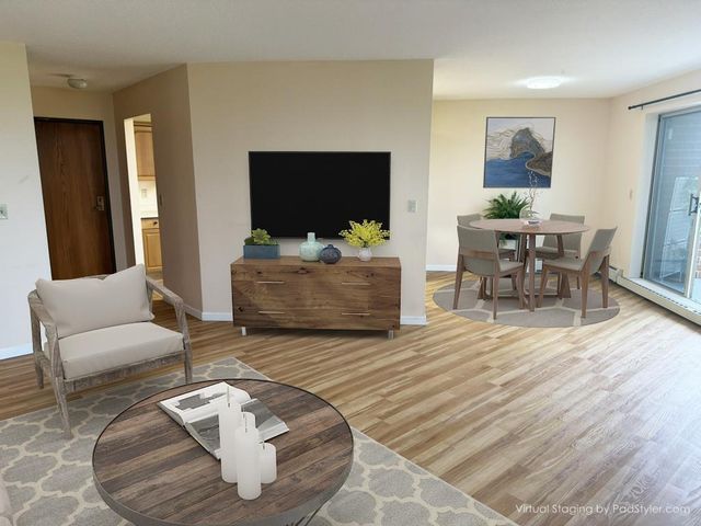 1425 W 28th Street 409, Minneapolis, MN 55408