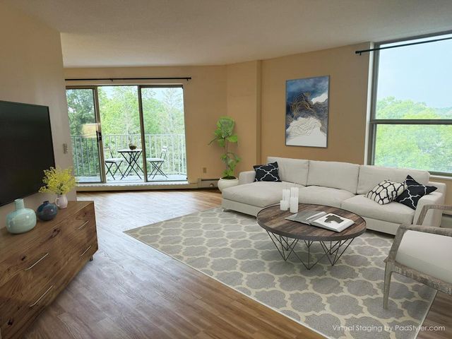 1425 W 28th Street 409, Minneapolis, MN 55408