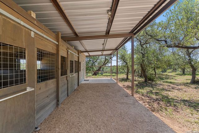7855 Middle Creek Rd, Blanco, TX 78606