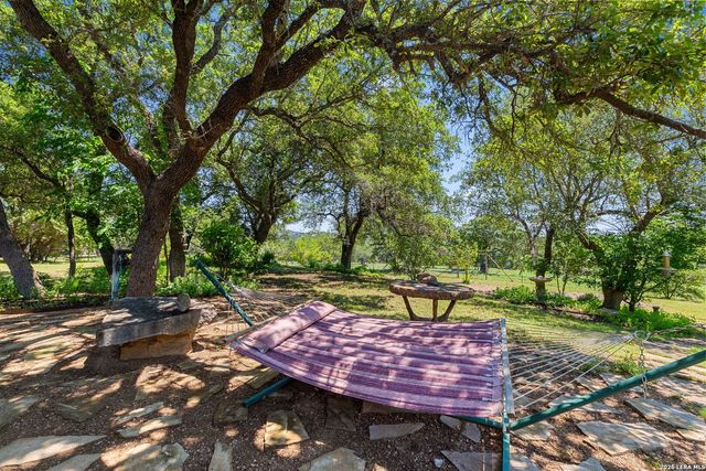 7855 Middle Creek Rd, Blanco, TX 78606