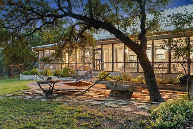 7855 Middle Creek Rd, Blanco, TX 78606