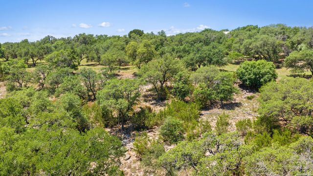 7855 Middle Creek Rd, Blanco, TX 78606