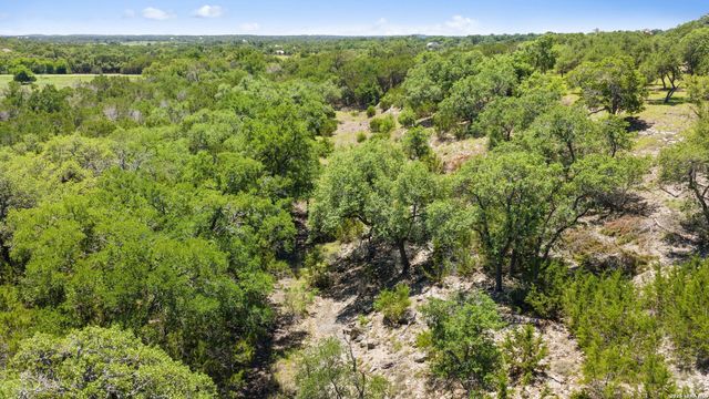 7855 Middle Creek Rd, Blanco, TX 78606