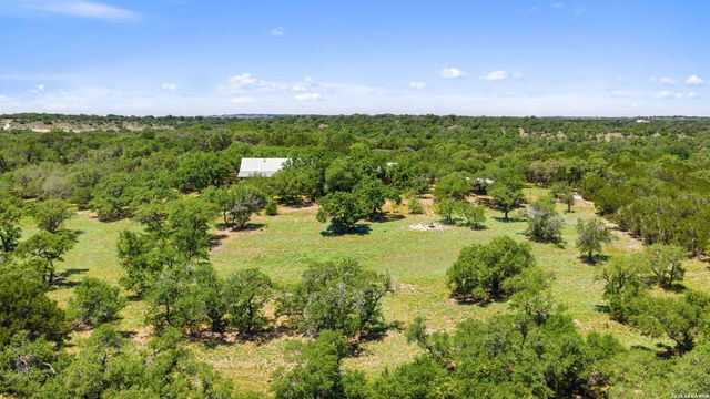 7855 Middle Creek Rd, Blanco, TX 78606