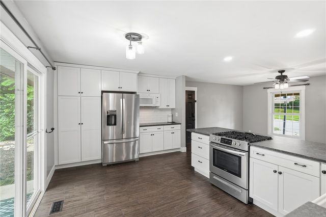 85 Bramblebush Lane, Springboro, OH 45066