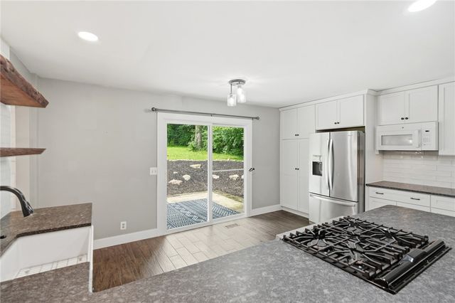 85 Bramblebush Lane, Springboro, OH 45066