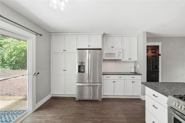 85 Bramblebush Lane, Springboro, OH 45066