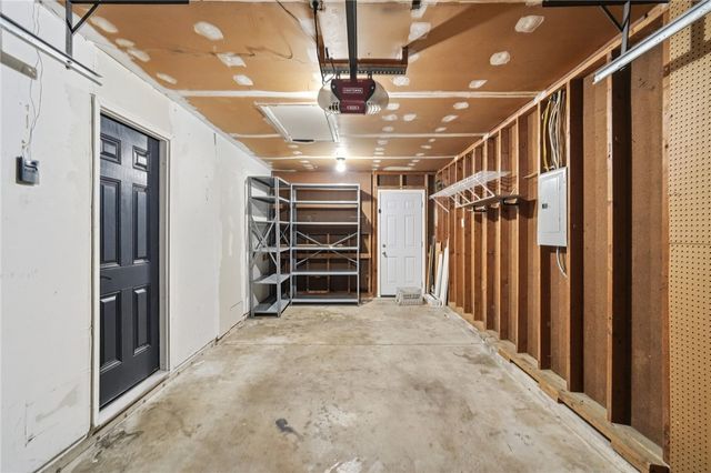 85 Bramblebush Lane, Springboro, OH 45066