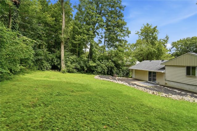 85 Bramblebush Lane, Springboro, OH 45066