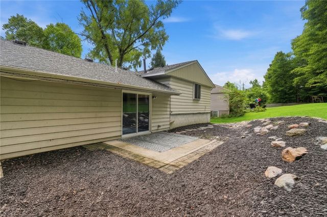 85 Bramblebush Lane, Springboro, OH 45066