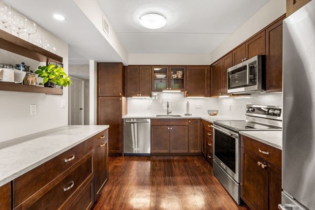 109 Water Street 404, Beverly, MA 01915