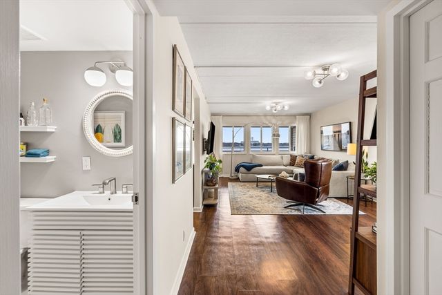 109 Water Street 404, Beverly, MA 01915