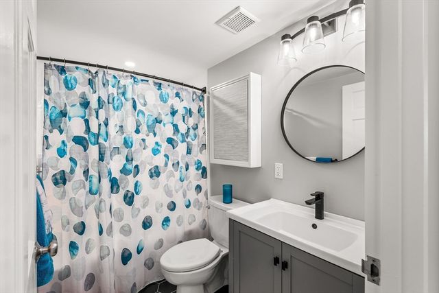 109 Water Street 404, Beverly, MA 01915