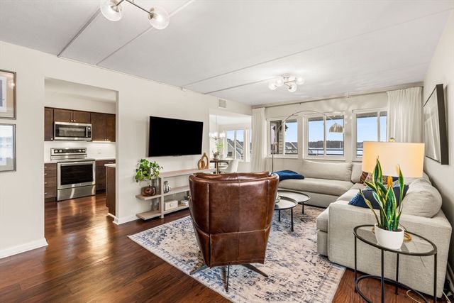 109 Water Street 404, Beverly, MA 01915