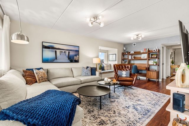 109 Water Street 404, Beverly, MA 01915