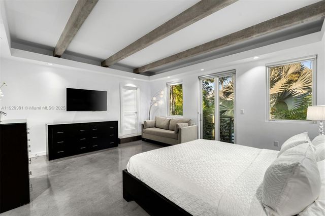 101 SW 21st Rd, Miami, FL 33129