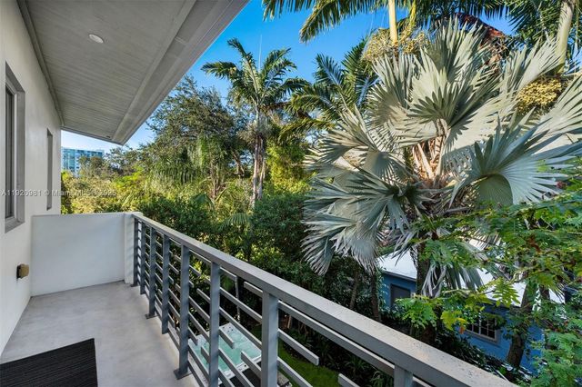 101 SW 21st Rd, Miami, FL 33129