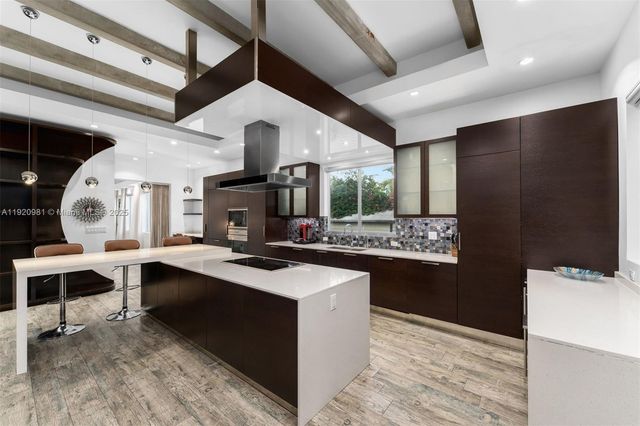 101 SW 21st Rd, Miami, FL 33129