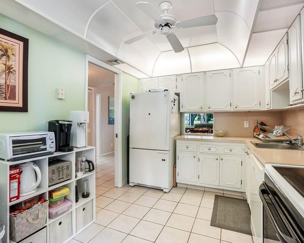 3090 N Course Drive 112, Pompano Beach, FL 33069