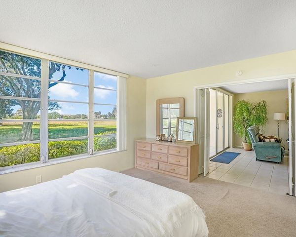 3090 N Course Drive 112, Pompano Beach, FL 33069