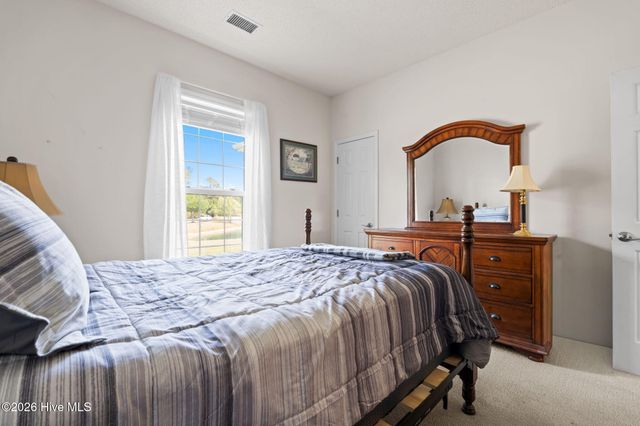 287 Cable Lake Circle, Calabash, NC 28467