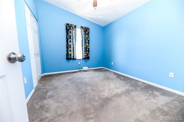 2229 Hunters Point Drive, Granite City, IL 62040